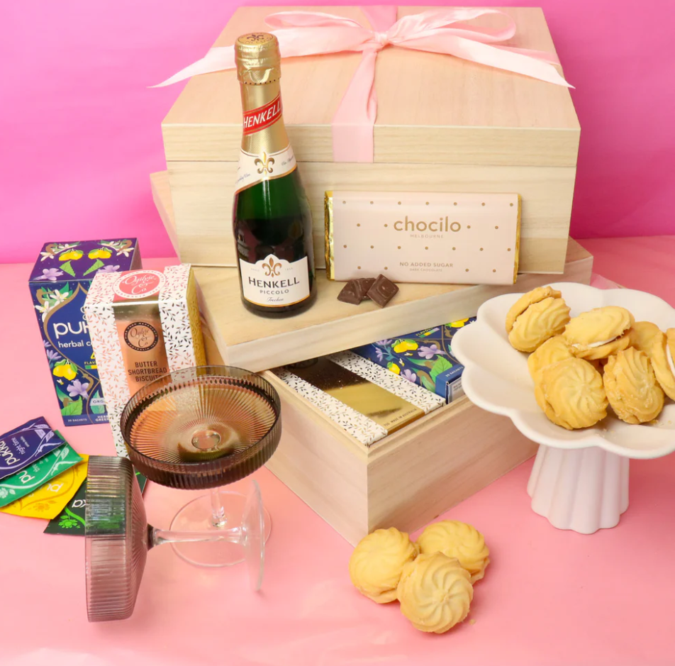 Alice Springs Hamper Gift Baskets