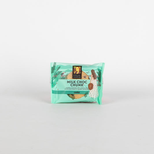 Packaged cookie with 'Milchoc Chunk' text on a light gray background