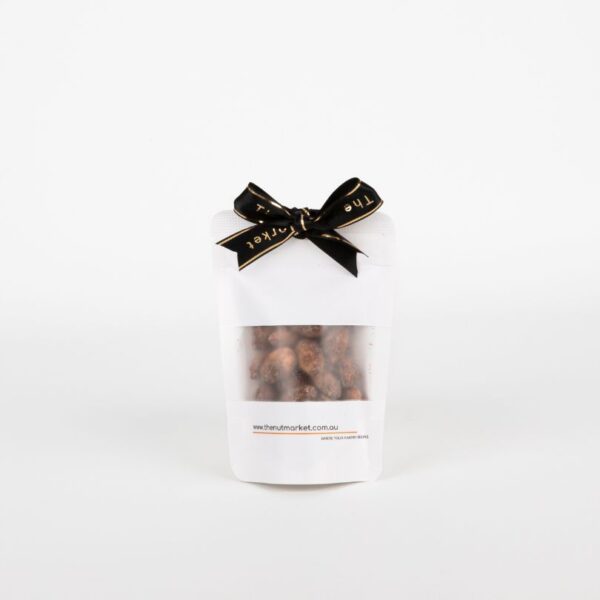 Red Wine & Gourmet Treats Hamper - Image 3