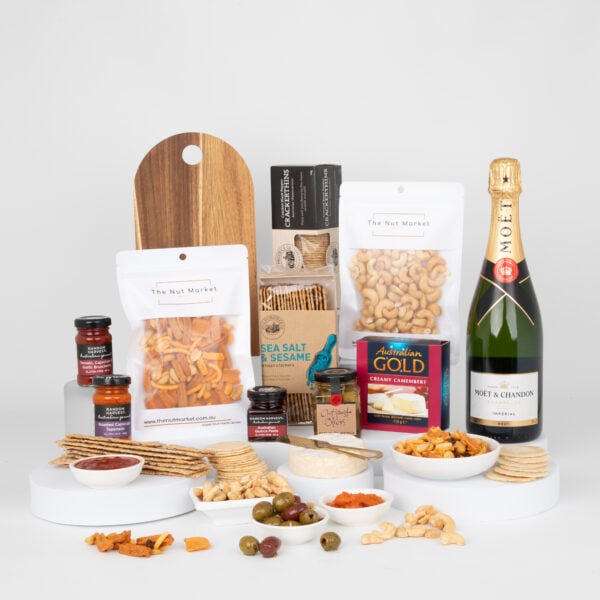 Moet & Cheese Platter Hamper