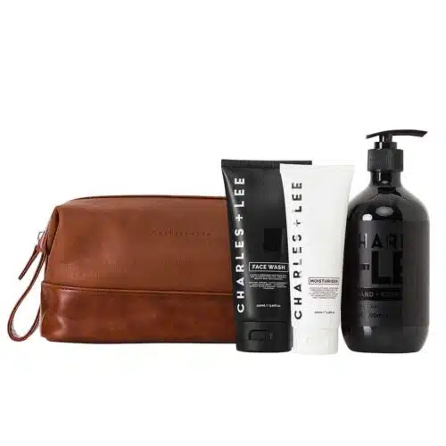Men's Travel Bag and Bathrobe - Image 2