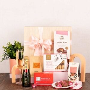 Afternoon Tea & Moet Gift