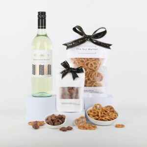 WHITE WINE & NIBBLES