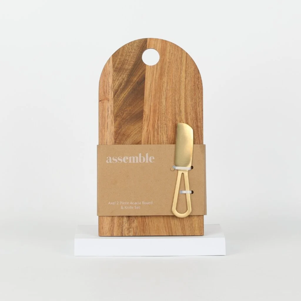 Wooden Cheese Board & Cheese Knife