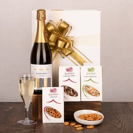 Chardonnay Pinot Noir & Nibbles Hamper