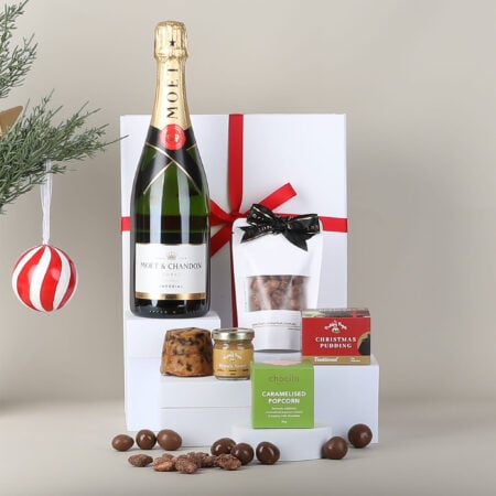 the festive pour moet